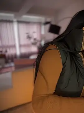 Snapshot of Insane_Issa chatting on 6, 12, 2024 Insane Issa online show from 6, 12, 2024