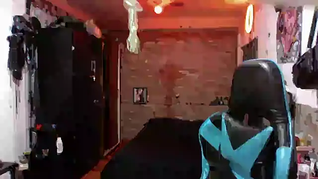 AngelaQueen  online show from 25, 11, 2025