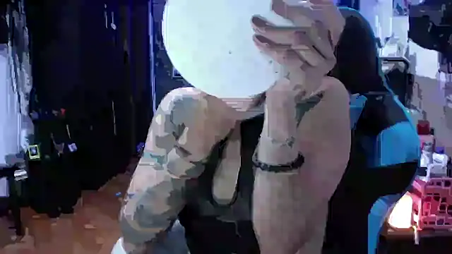 AngelaQueen  online show from 8, 1, 2026