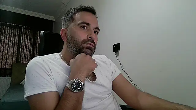 Snapshot of tgltplsr chatting on 9, 9, 2025 tgltplsr online show from 9, 9, 2025