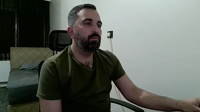 Snapshot of tgltplsr chatting on 2, 3, 2026 tgltplsr online show from 2, 3, 2026