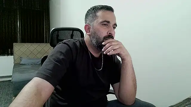Snapshot of tgltplsr chatting on 3, 3, 2026 tgltplsr online show from 3, 3, 2026