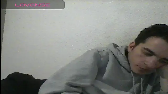 Snapshot of Tombgy07 chatting on 6, 1, 2025 Tombgy07 online show from 6, 1, 2025