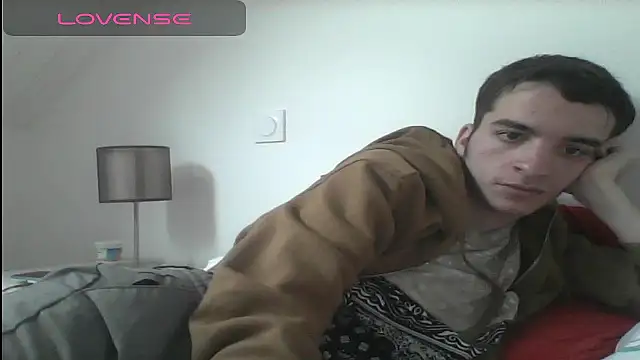 Snapshot of Tombgy07 chatting on 26, 2, 2025 Tombgy07 online show from 26, 2, 2025