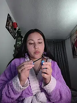 Snapshot of persefone_core chatting on 23, 4, 2026 persefone core online show from 23, 4, 2026