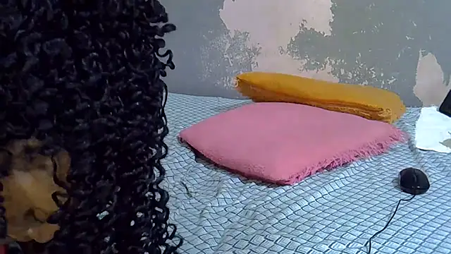 Snapshot of sweetchocolate9 chatting on 3, 7, 2026 sweetchocolate9 online show from 3, 7, 2026