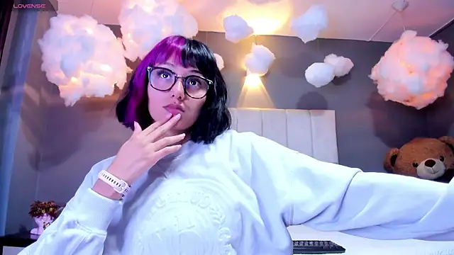 tati cardenas online show from 13, 3, 2025