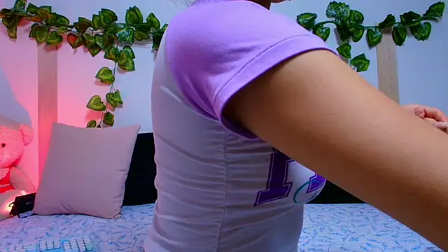 tati cardenas online show from 1, 10, 2025