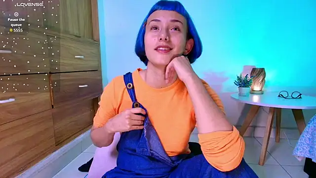 Snapshot of tati_cardenas chatting on 10, 4, 2026 tati cardenas online show from 10, 4, 2026