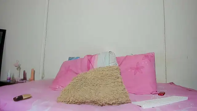 Snapshot of kimjoy chatting on 14, 2, 2025 kimjoy online show from 14, 2, 2025