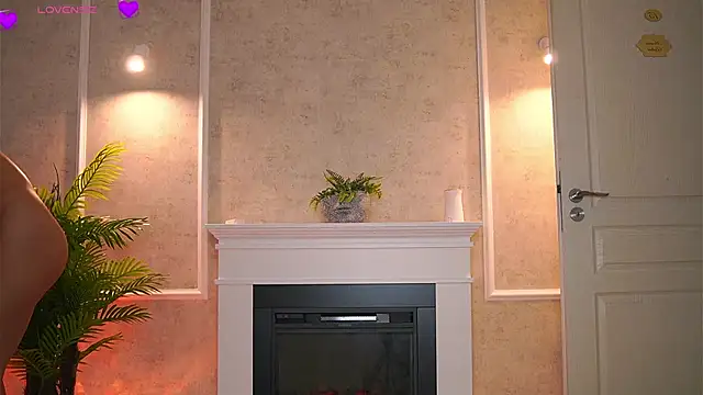 Snapshot of Abbela_White chatting on 2, 12, 2025 Abbela White online show from 2, 12, 2025