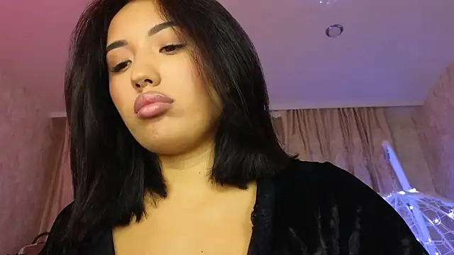 lily  foster online show from 10, 2, 2026