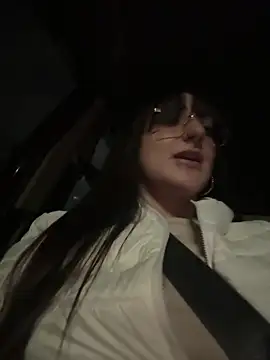 Megan lu2 online show from 17, 1, 2025