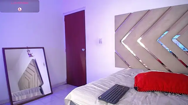 Snapshot of Raven_foxter1 chatting on 25, 1, 2025 Raven foxter1 online show from 25, 1, 2025