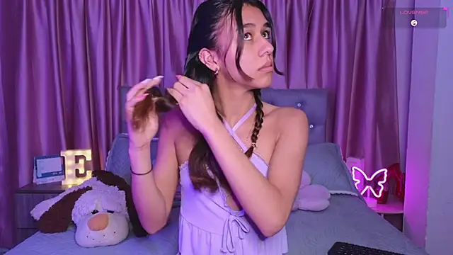 Emiily Scott1 online show from 5, 11, 2025