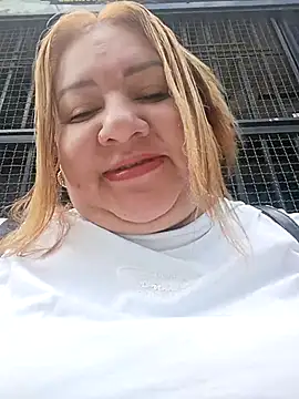 Snapshot of HORNY_MATURE25 chatting on 5, 5, 2026 HORNY MATURE25 online show from 5, 5, 2026