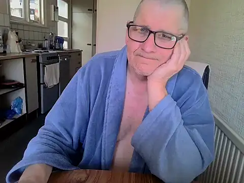 daddyflash online show from 8, 4, 2026