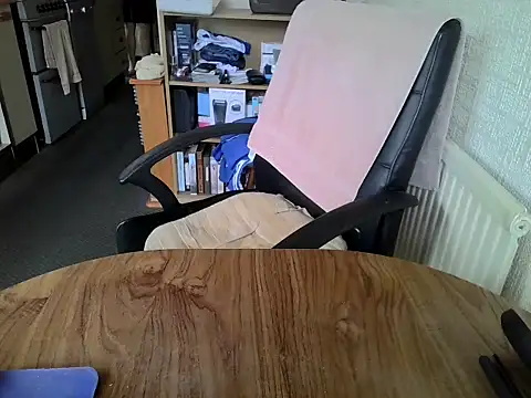 Snapshot of daddyflash chatting on 4, 6, 2026 daddyflash online show from 4, 6, 2026