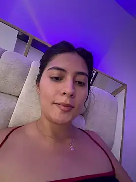 Sophie  Foxxx online show from 12, 4, 2026