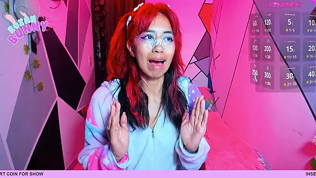 Roxanbunny1 online show from 2, 12, 2024