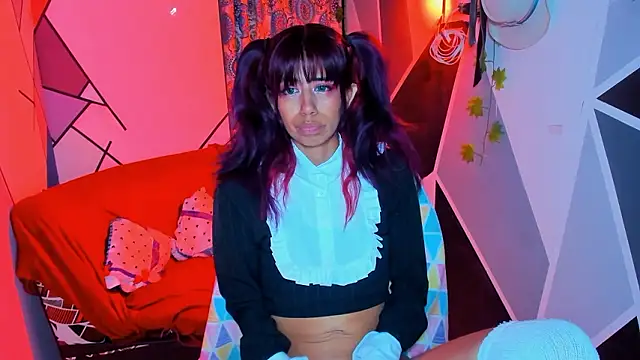 Roxanbunny1 online show from 2, 12, 2024