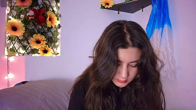 Snapshot of kisstarxxx chatting on 24, 2, 2026 kisstarxxx online show from 24, 2, 2026