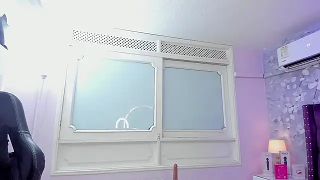 Snapshot of dalila_salazar chatting on 20, 5, 2026 dalila salazar online show from 20, 5, 2026