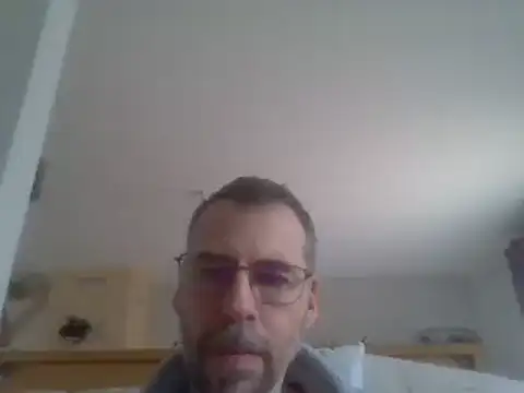 ptitcanard60600 online show from 11, 1, 2025