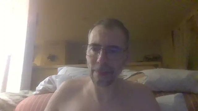 ptitcanard60600 online show from 5, 10, 2025