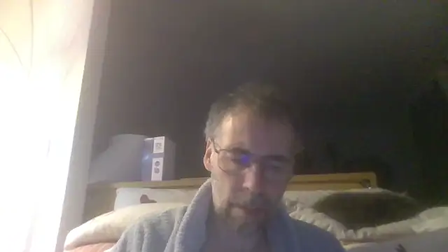 ptitcanard60600 online show from 29, 11, 2025