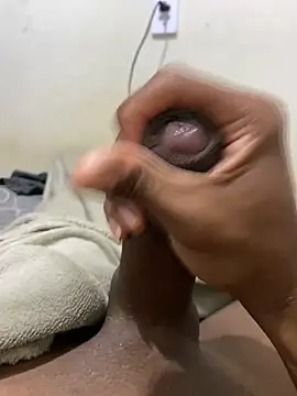 Snapshot of Ricardo063 chatting on 25, 11, 2025 Ricardo063 online show from 25, 11, 2025