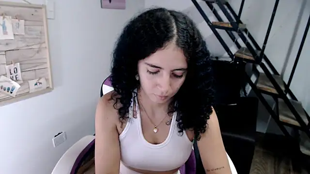 samantha baby  online show from 17, 12, 2025