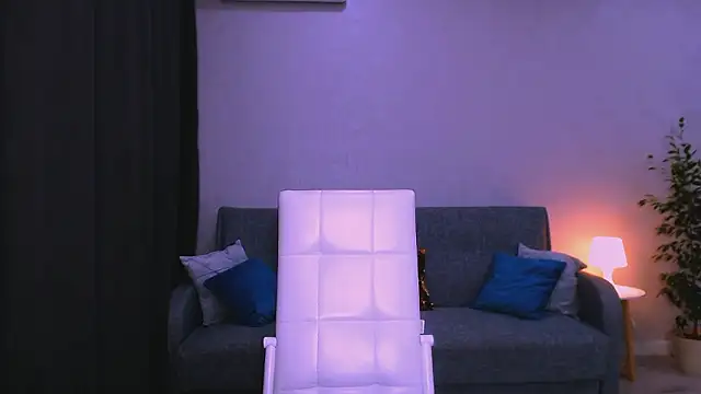 Snapshot of LesleySweet chatting on 6, 2, 2026 LesleySweet online show from 6, 2, 2026