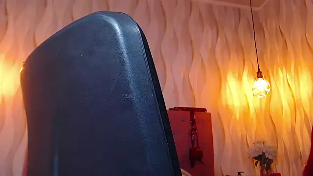 Snapshot of IsabelaLatina chatting on 7, 3, 2026 IsabelaLatina online show from 7, 3, 2026