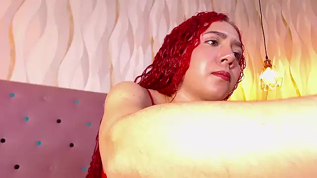 Snapshot of IsabelaLatina chatting on 28, 3, 2026 IsabelaLatina online show from 28, 3, 2026