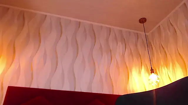 Snapshot of IsabelaLatina chatting on 14, 4, 2026 IsabelaLatina online show from 14, 4, 2026