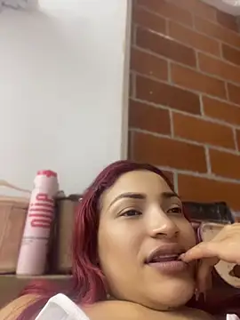 Snapshot of ari_sexy1 chatting on 6, 6, 2026 ari sexy1 online show from 6, 6, 2026