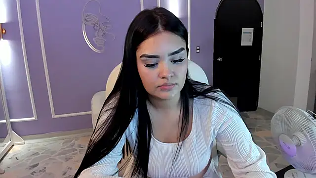 Snapshot of martinasaez chatting on 25, 1, 2025 martinasaez online show from 25, 1, 2025