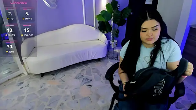 Snapshot of martinasaez chatting on 19, 9, 2025 martinasaez online show from 19, 9, 2025