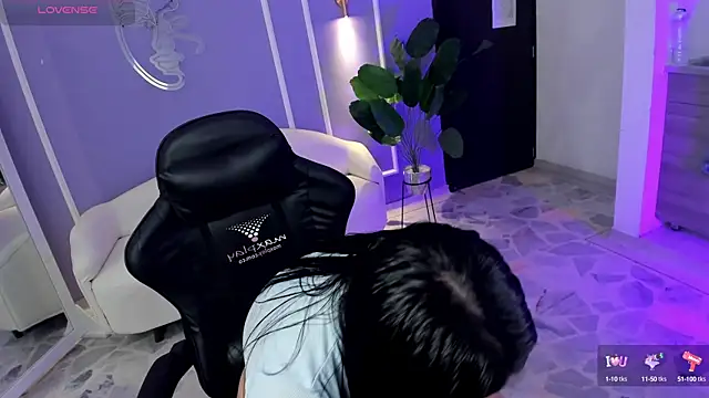 Snapshot of martinasaez chatting on 26, 9, 2025 martinasaez online show from 26, 9, 2025