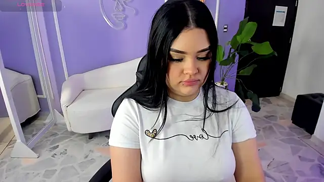 Snapshot of martinasaez chatting on 29, 9, 2025 martinasaez online show from 29, 9, 2025