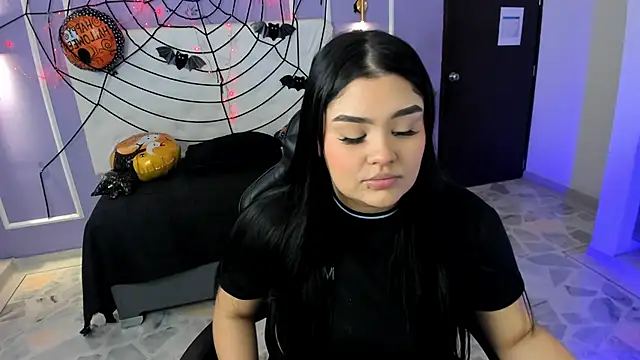 Snapshot of martinasaez chatting on 25, 10, 2025 martinasaez online show from 25, 10, 2025