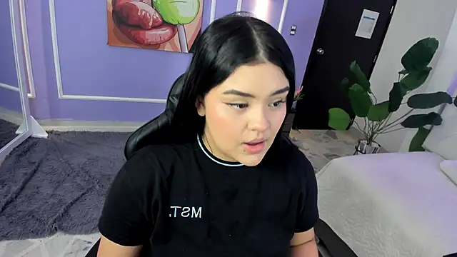 Snapshot of martinasaez chatting on 17, 11, 2025 martinasaez online show from 17, 11, 2025