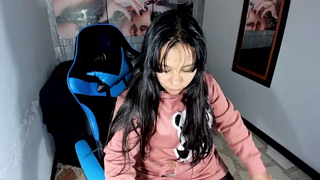 Charis 21 online show from 26, 10, 2025