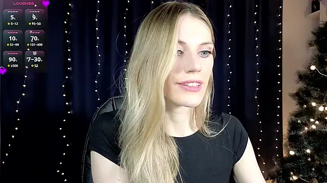 Snapshot of Lilianna_Just chatting on 31, 12, 2024 Lilianna Just online show from 31, 12, 2024