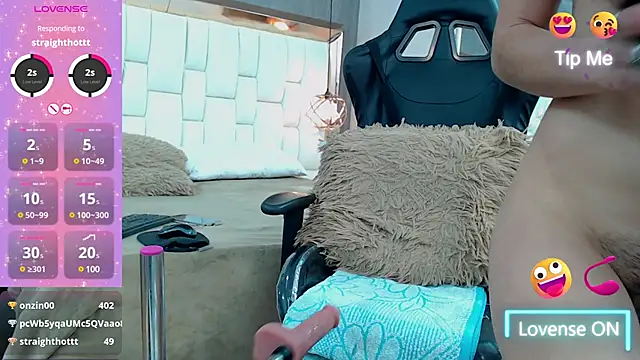 Snapshot of Layla_Sia chatting on 28, 1, 2025 Layla Sia online show from 28, 1, 2025