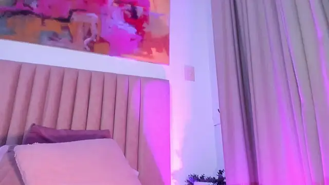 NoraDasilva online show from 19, 3, 2025