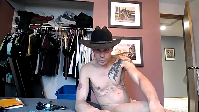 Snapshot of Caaje_Steele chatting on 21, 4, 2026 Caaje Steele online show from 21, 4, 2026