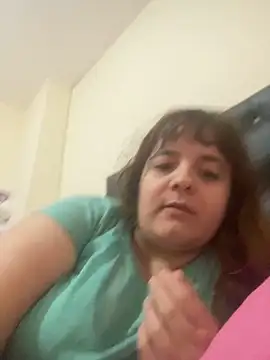 Snapshot of Bombon_ok chatting on 28, 10, 2025 Bombon ok online show from 28, 10, 2025