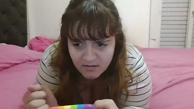 Snapshot of Bombon_ok chatting on 8, 11, 2025 Bombon ok online show from 8, 11, 2025